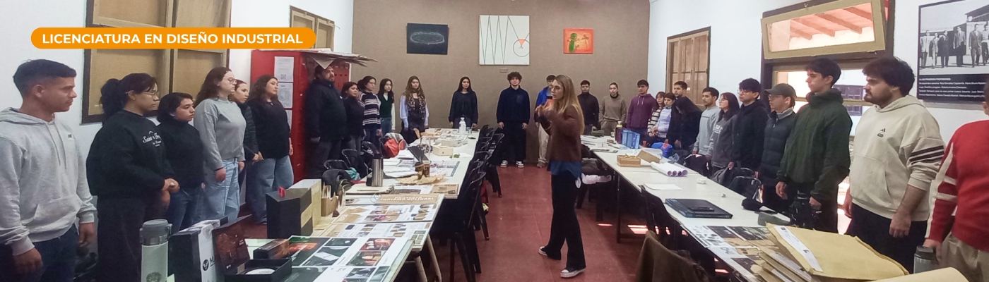 Estudiantes de Diseño Industrial participaron de una Masterclass de Oratoria y Comunicación de Proyectos